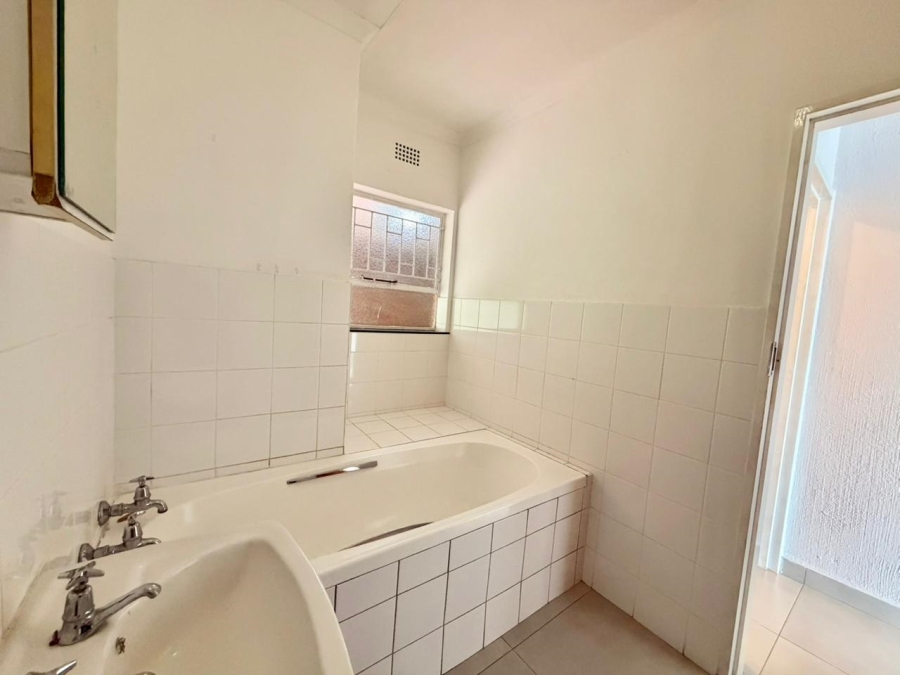 2 Bedroom Property for Sale in White River Mpumalanga