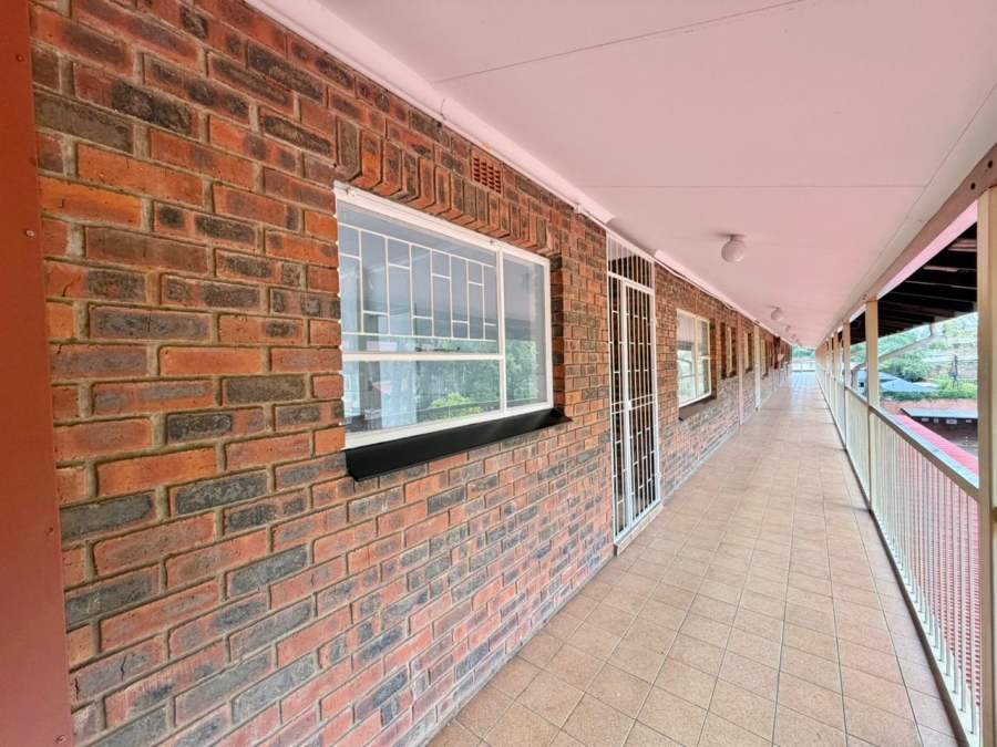 2 Bedroom Property for Sale in White River Mpumalanga