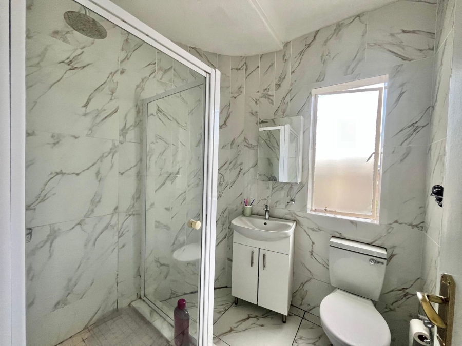 2 Bedroom Property for Sale in Nelspruit Ext 37 Mpumalanga