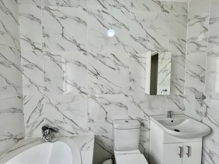 2 Bedroom Property for Sale in Nelspruit Ext 37 Mpumalanga