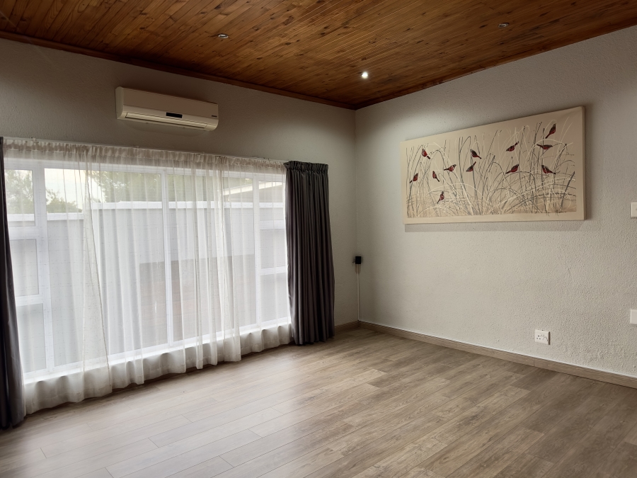 4 Bedroom Property for Sale in Sunset Park Mpumalanga