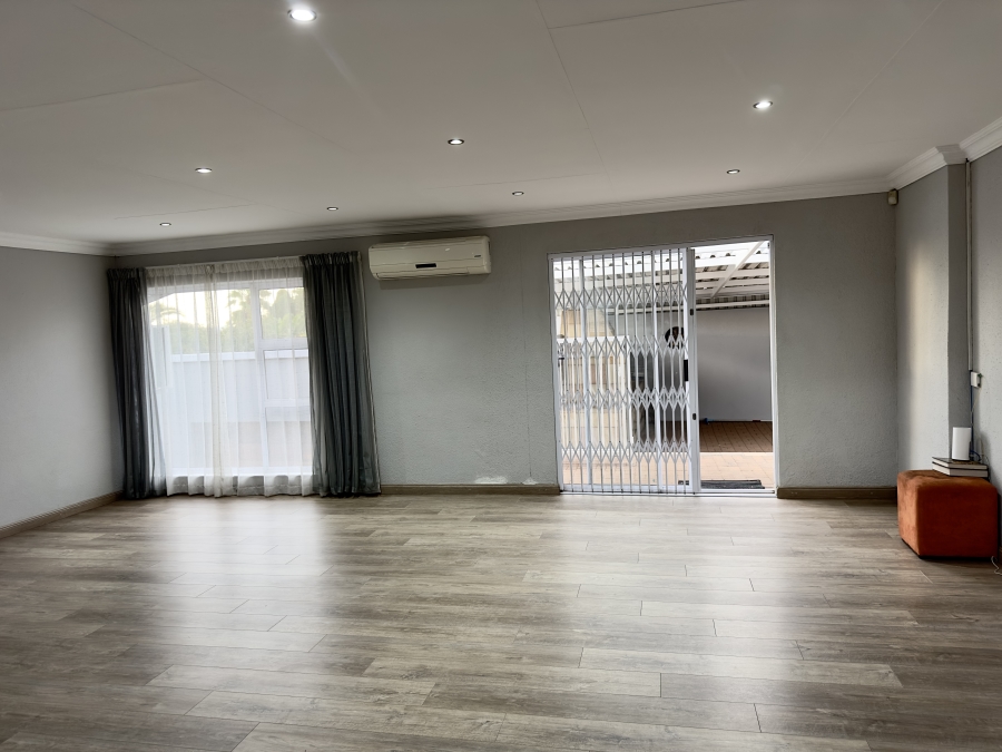 4 Bedroom Property for Sale in Sunset Park Mpumalanga