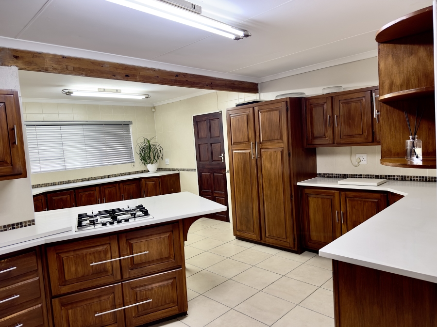 4 Bedroom Property for Sale in Sunset Park Mpumalanga