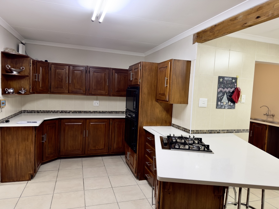 4 Bedroom Property for Sale in Sunset Park Mpumalanga