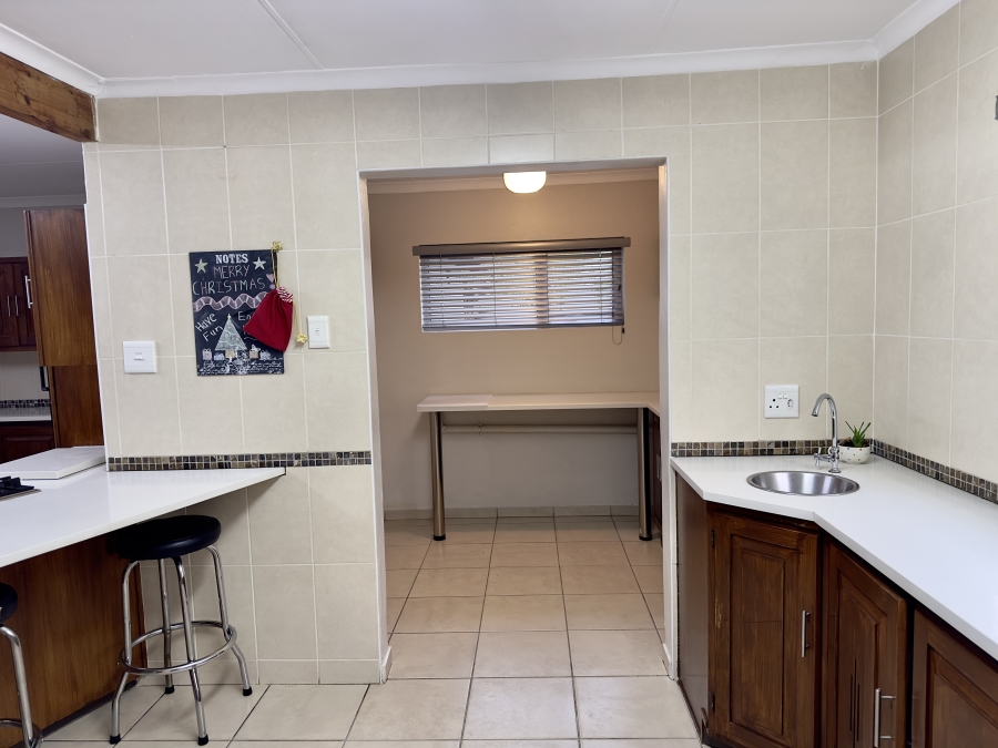 4 Bedroom Property for Sale in Sunset Park Mpumalanga