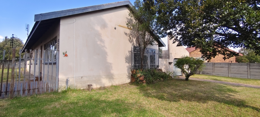 To Let 3 Bedroom Property for Rent in Kriel Mpumalanga