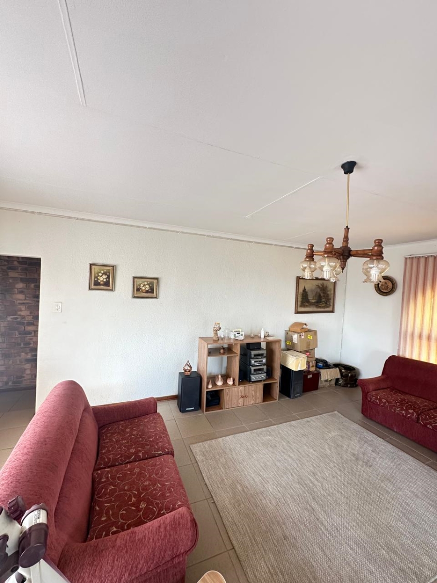 5 Bedroom Property for Sale in Reyno Ridge Mpumalanga