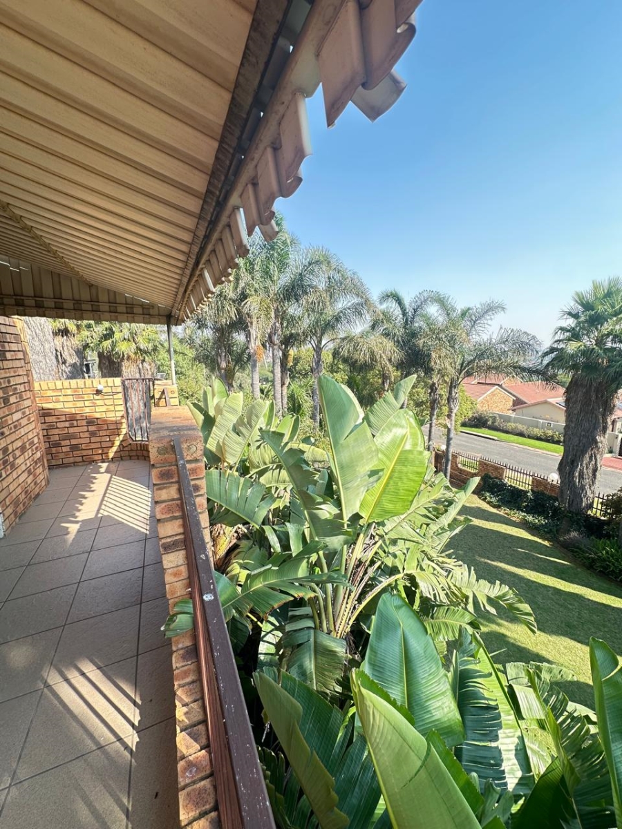 5 Bedroom Property for Sale in Reyno Ridge Mpumalanga