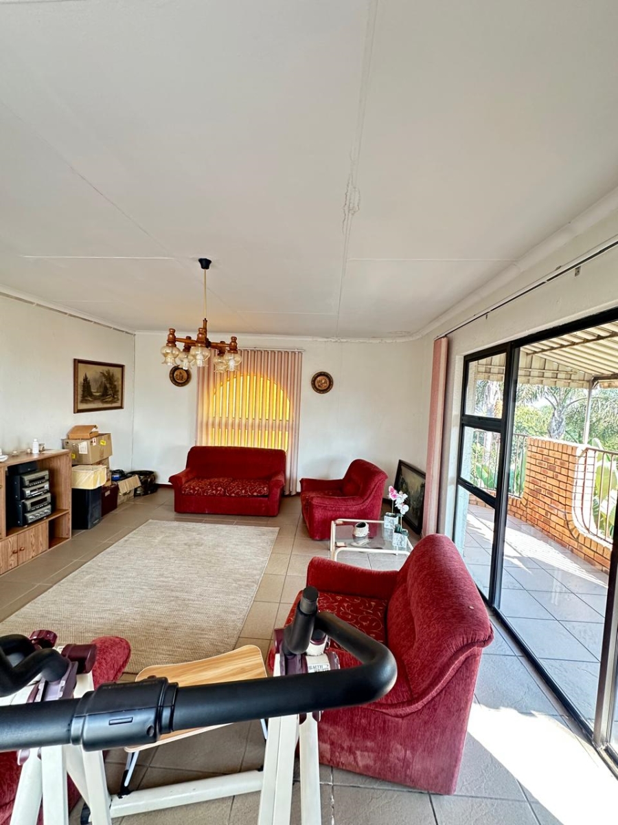 5 Bedroom Property for Sale in Reyno Ridge Mpumalanga