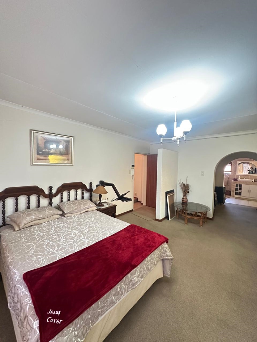 5 Bedroom Property for Sale in Reyno Ridge Mpumalanga