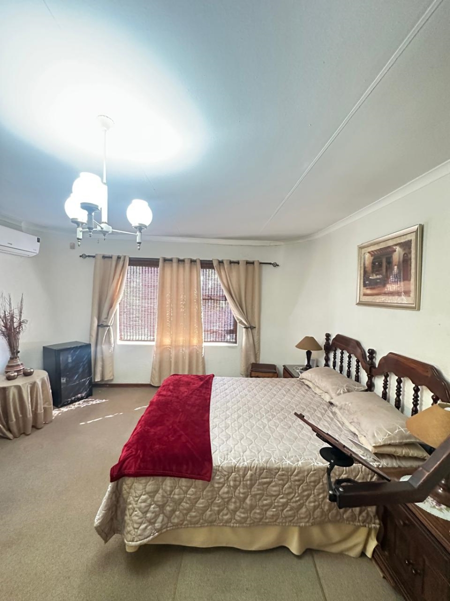 5 Bedroom Property for Sale in Reyno Ridge Mpumalanga