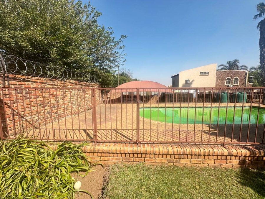 5 Bedroom Property for Sale in Reyno Ridge Mpumalanga