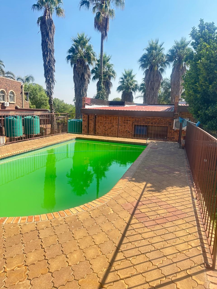 5 Bedroom Property for Sale in Reyno Ridge Mpumalanga