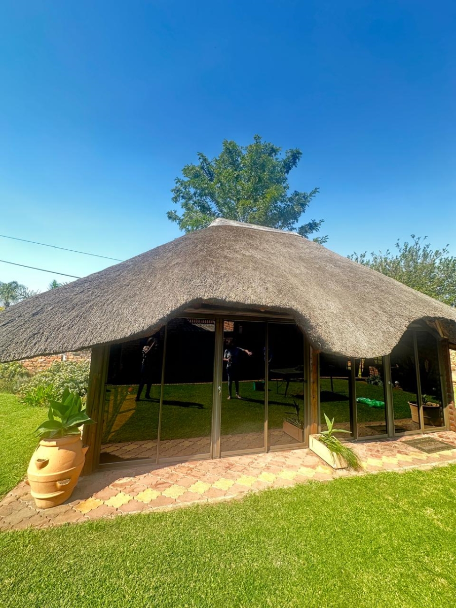 5 Bedroom Property for Sale in Reyno Ridge Mpumalanga