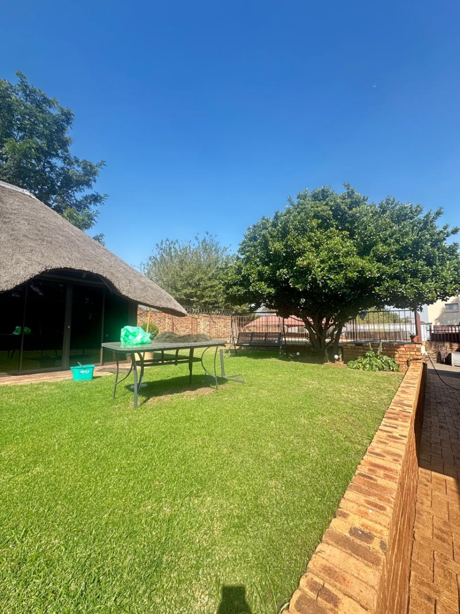 5 Bedroom Property for Sale in Reyno Ridge Mpumalanga