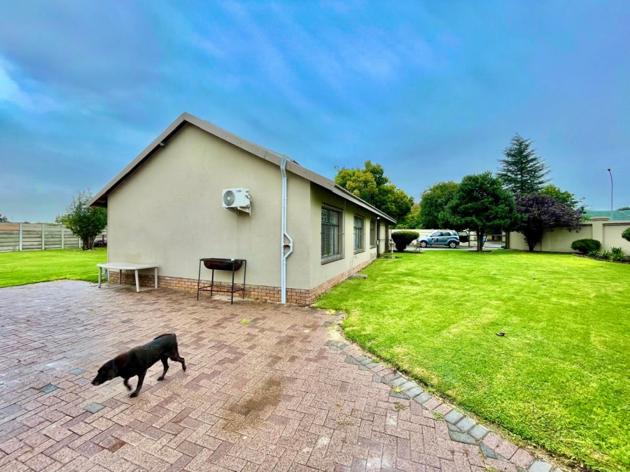 4 Bedroom Property for Sale in Secunda Mpumalanga