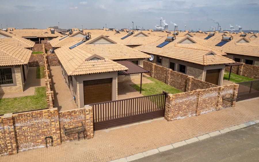 2 Bedroom Property for Sale in Secunda Rural Mpumalanga