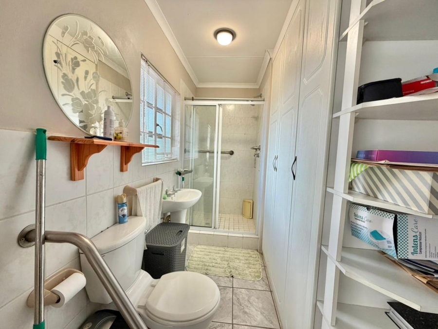 3 Bedroom Property for Sale in West Acres Mpumalanga