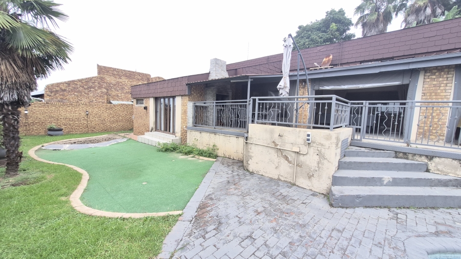 4 Bedroom Property for Sale in Die Heuwel Mpumalanga