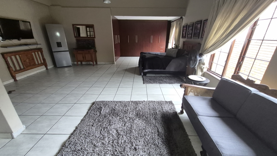 4 Bedroom Property for Sale in Die Heuwel Mpumalanga