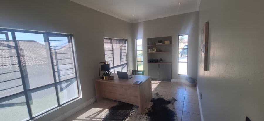 To Let 3 Bedroom Property for Rent in Sonheuwel Ext 1 Mpumalanga