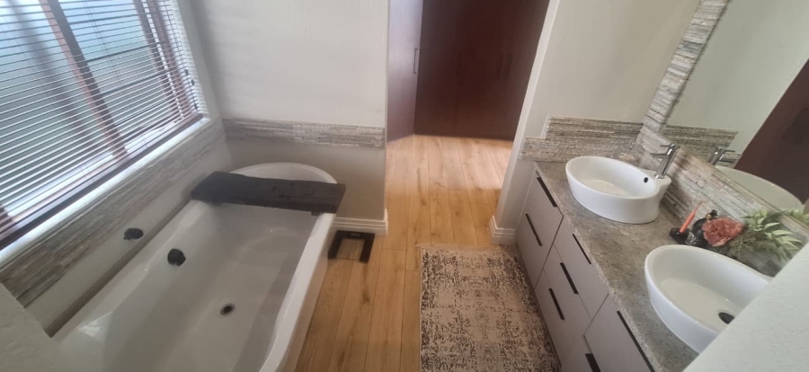 To Let 3 Bedroom Property for Rent in Sonheuwel Ext 1 Mpumalanga