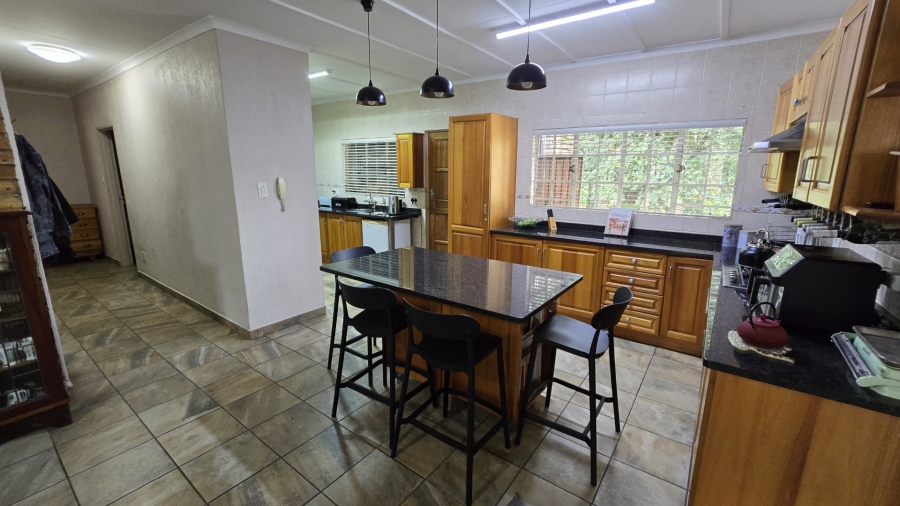 To Let 3 Bedroom Property for Rent in Colts Hill Mpumalanga