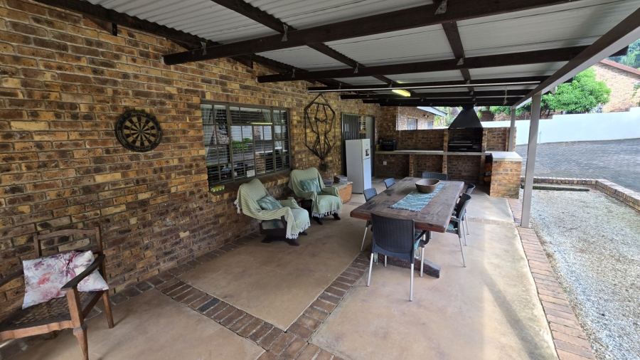 To Let 3 Bedroom Property for Rent in Colts Hill Mpumalanga