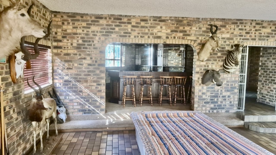 4 Bedroom Property for Sale in Kromdraai AH Mpumalanga