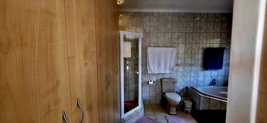 3 Bedroom Property for Sale in Ben Fleur Mpumalanga