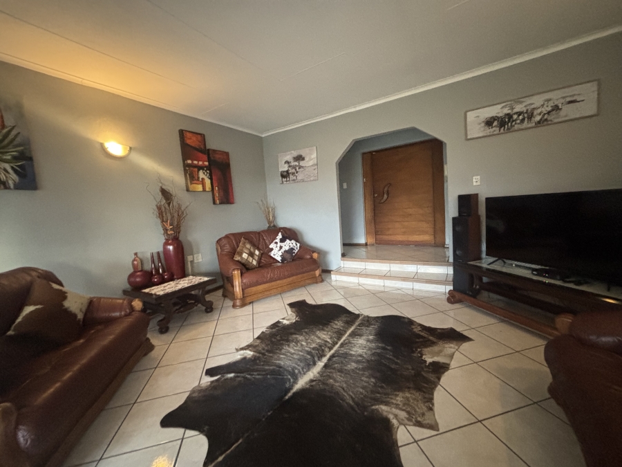 4 Bedroom Property for Sale in Reyno Ridge Mpumalanga