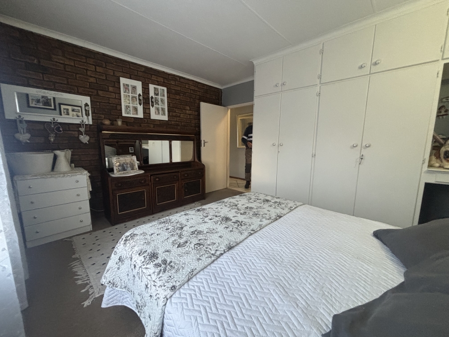 4 Bedroom Property for Sale in Reyno Ridge Mpumalanga