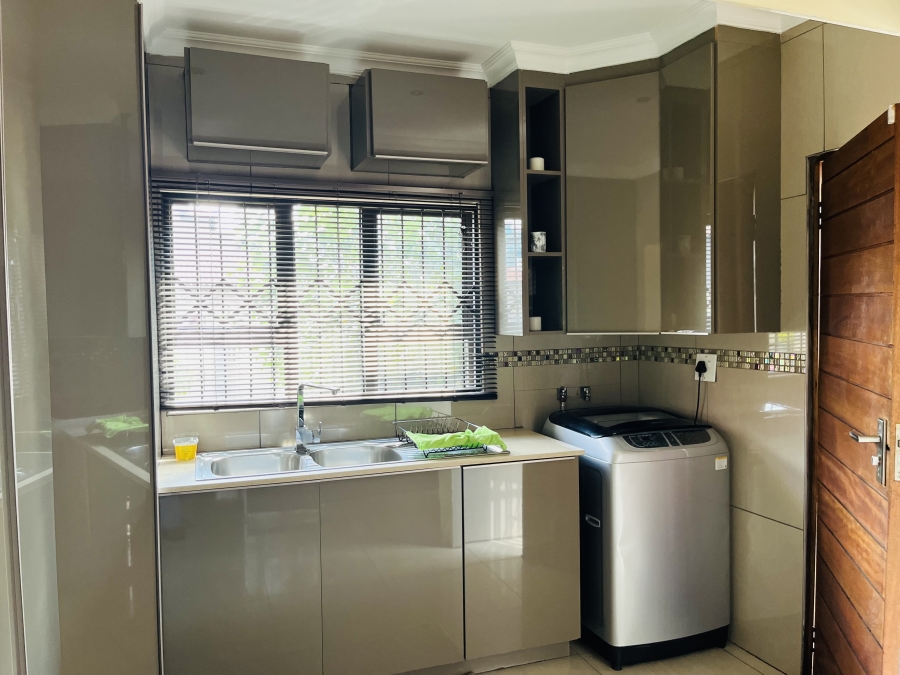 5 Bedroom Property for Sale in Aerorand Mpumalanga