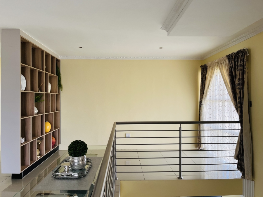 5 Bedroom Property for Sale in Aerorand Mpumalanga