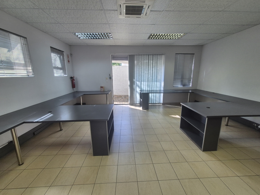 To Let Commercial Property for Rent in Sonheuwel Mpumalanga
