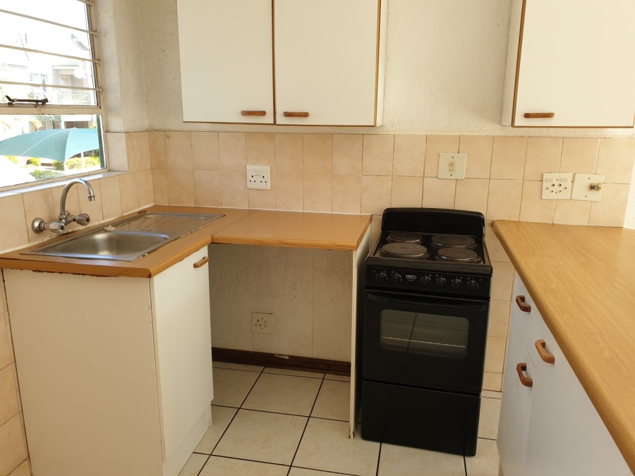 To Let 2 Bedroom Property for Rent in West Acres Mpumalanga