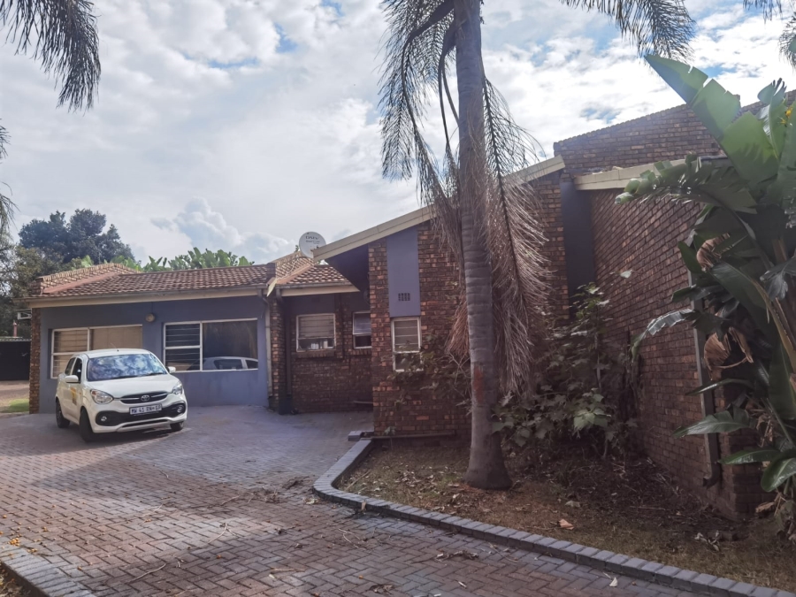 9 Bedroom Property for Sale in Die Heuwel Mpumalanga