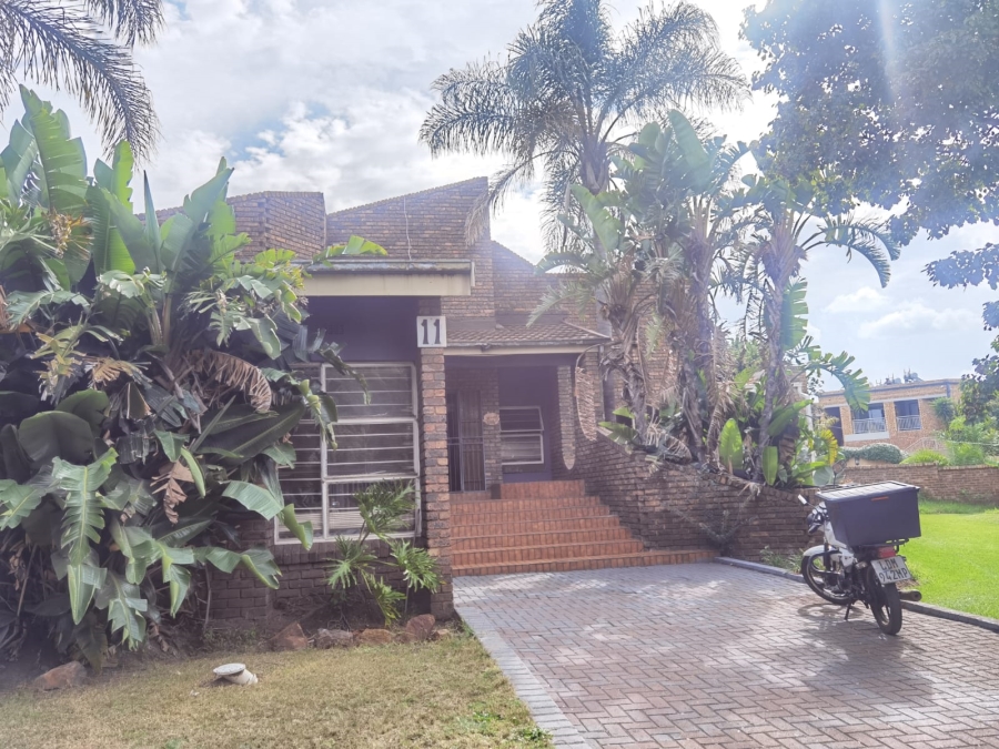 9 Bedroom Property for Sale in Die Heuwel Mpumalanga