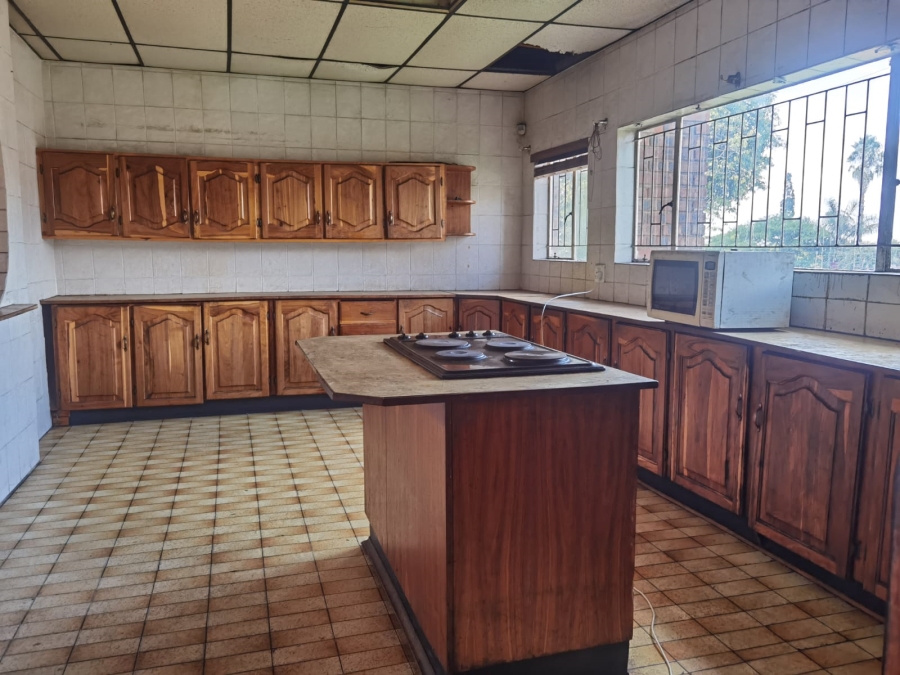 9 Bedroom Property for Sale in Die Heuwel Mpumalanga