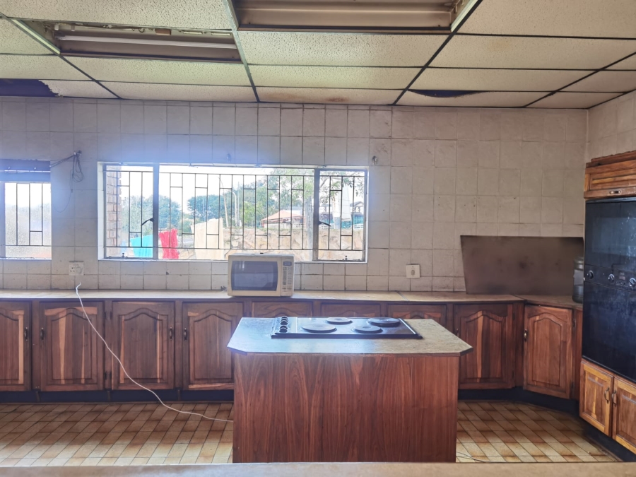 9 Bedroom Property for Sale in Die Heuwel Mpumalanga