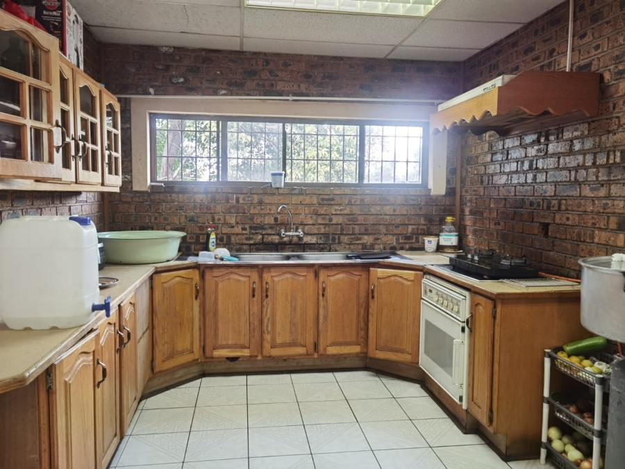 9 Bedroom Property for Sale in Die Heuwel Mpumalanga