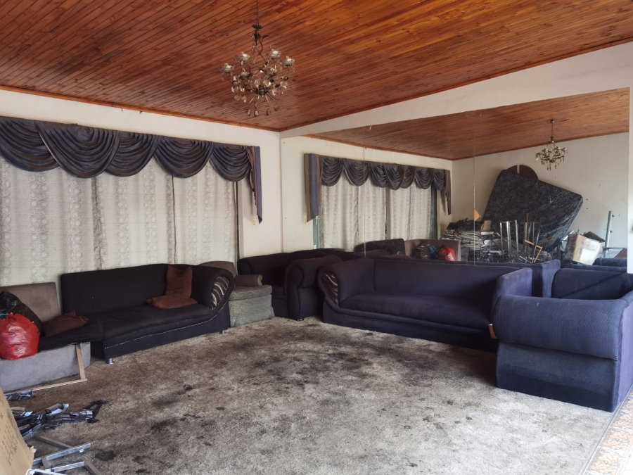 9 Bedroom Property for Sale in Die Heuwel Mpumalanga