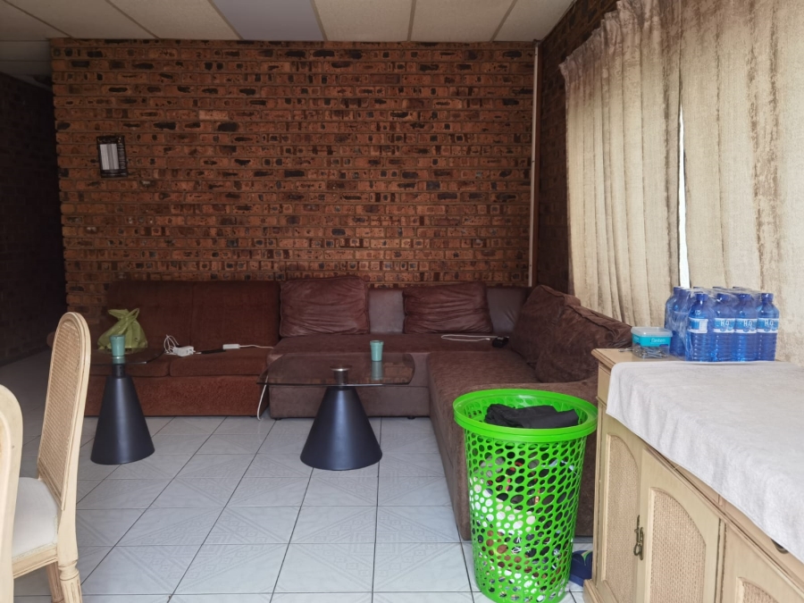 9 Bedroom Property for Sale in Die Heuwel Mpumalanga