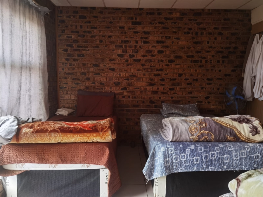 9 Bedroom Property for Sale in Die Heuwel Mpumalanga