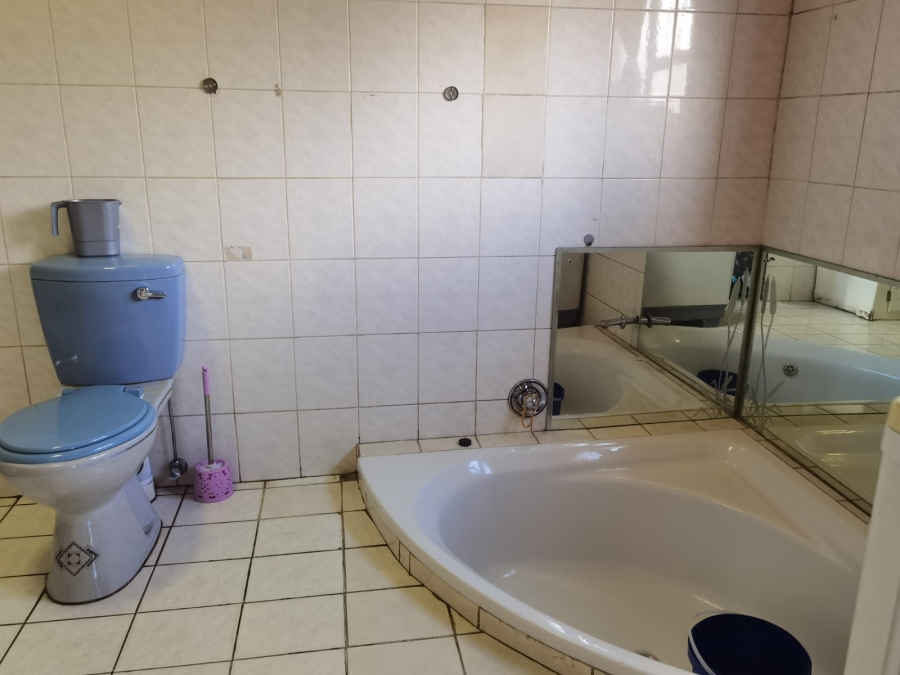 9 Bedroom Property for Sale in Die Heuwel Mpumalanga