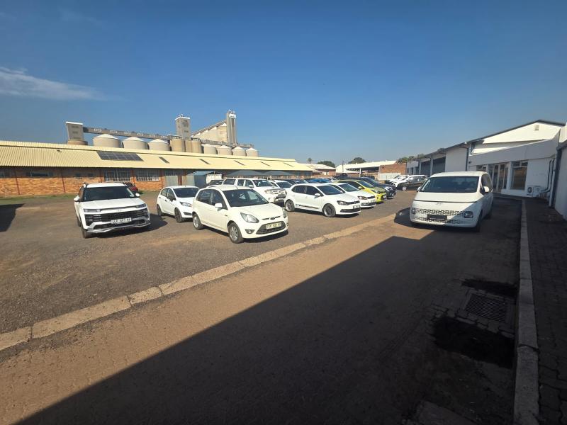 To Let Commercial Property for Rent in Middelburg Central Mpumalanga