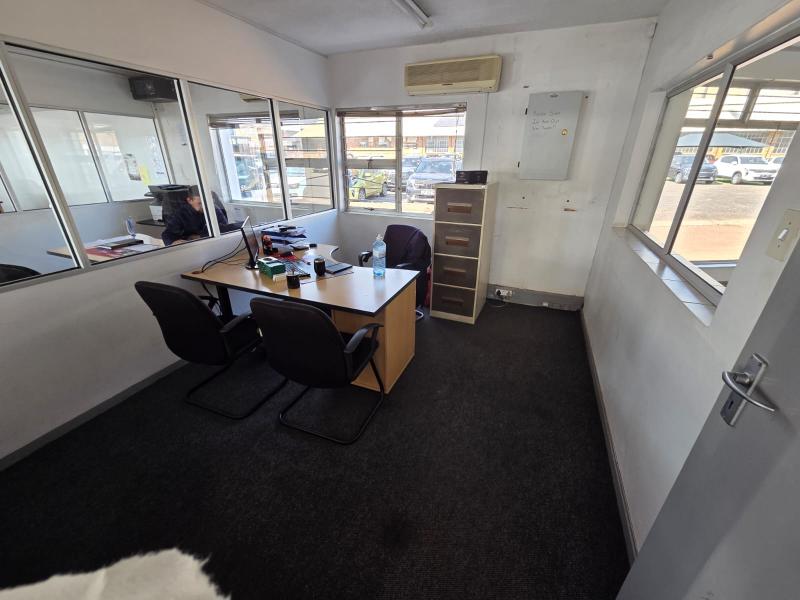 To Let Commercial Property for Rent in Middelburg Central Mpumalanga
