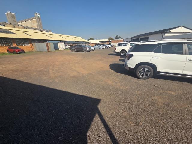 To Let Commercial Property for Rent in Middelburg Central Mpumalanga
