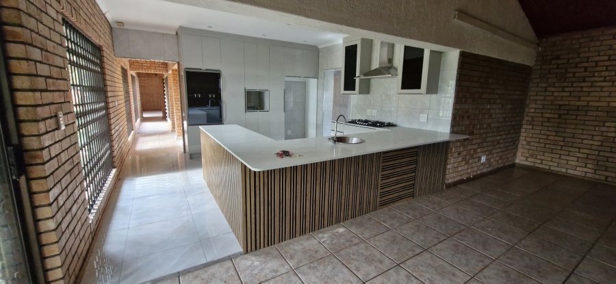 To Let 5 Bedroom Property for Rent in Steiltes Mpumalanga
