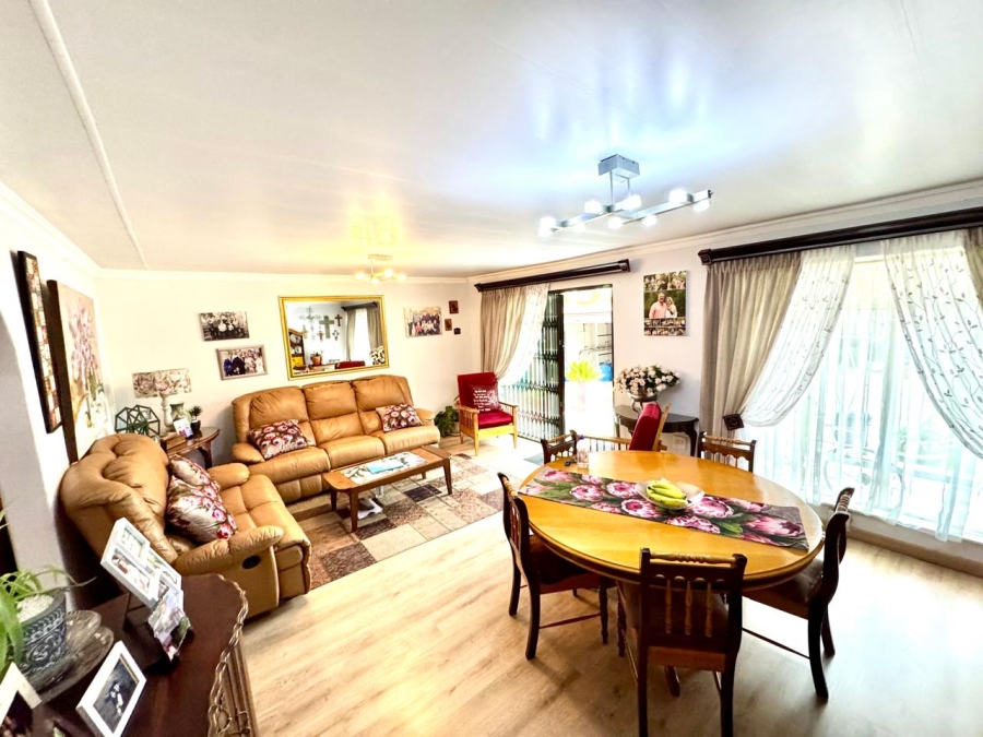 4 Bedroom Property for Sale in Secunda Mpumalanga